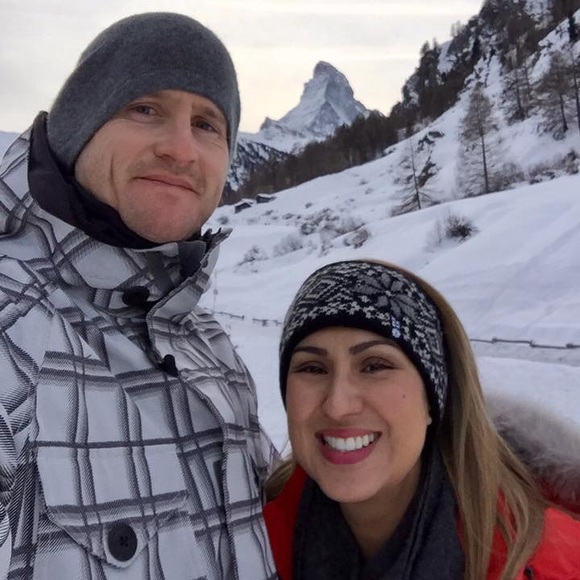 Meet your Posher, Angela @purtylilthangs - Picture 2 of 8